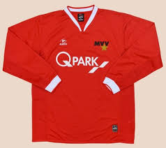 Discover the Hidden Gems in Qpark's Official Store: Shop Like a Pro